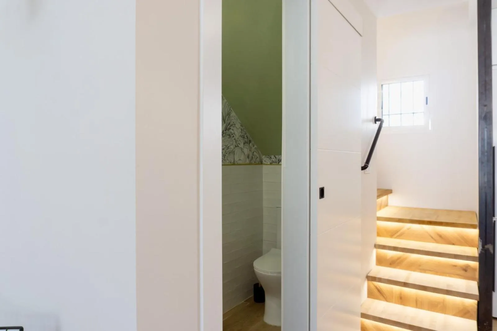 Acogedora Casa Junto Al Mar ,Cerca Del Centro Urbano Apartment Malaga